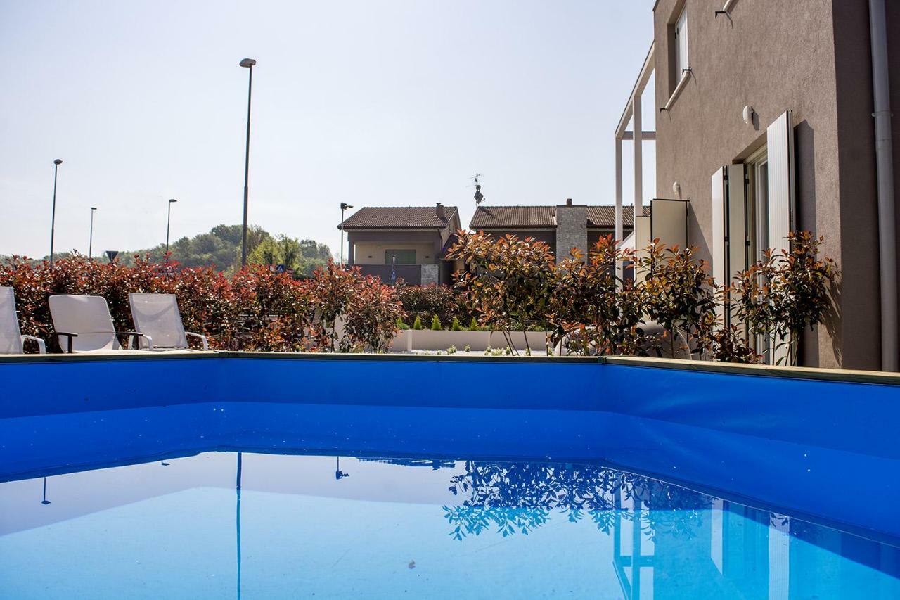 Salionze Home Suites Home מראה חיצוני תמונה